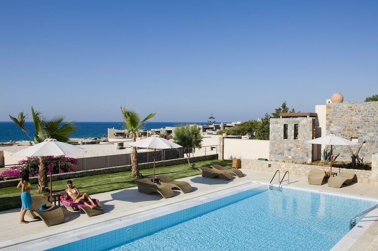 Hotel Ikaros Beach Resort & Spa