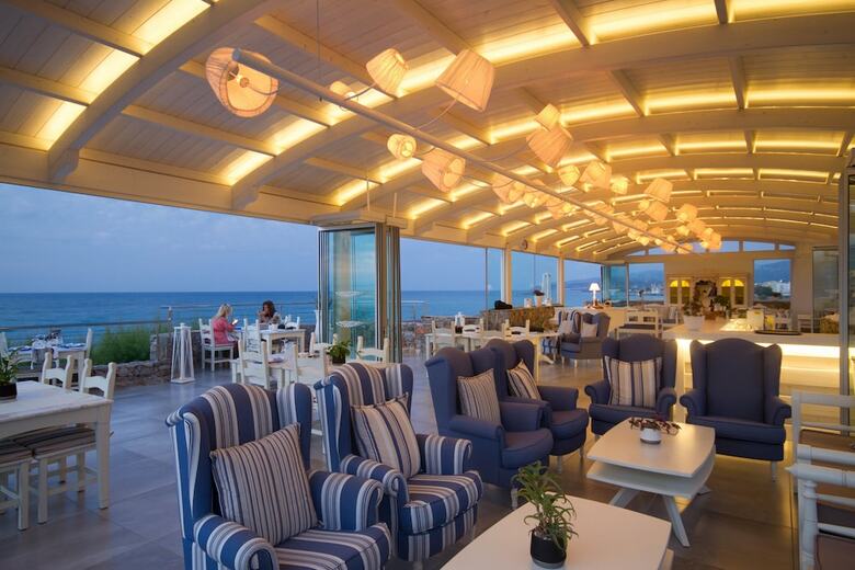 Hotel Ikaros Beach Resort & Spa