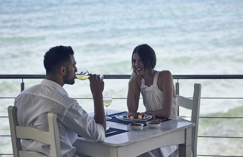 Hotel Ikaros Beach Resort & Spa