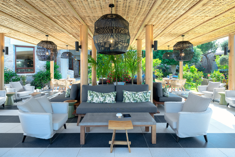 Hotel Ikaros Beach Resort & Spa