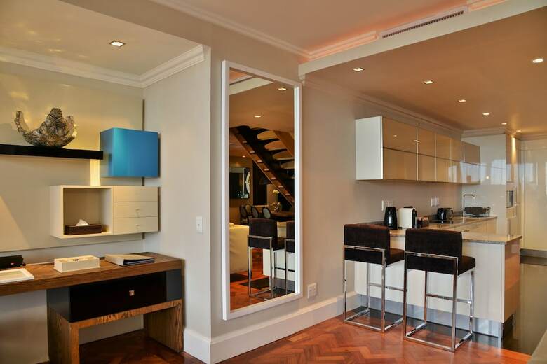 Hotel Cape Royale Luxury Suites