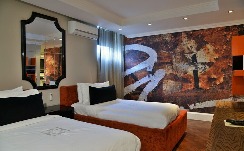 Hotel Cape Royale Luxury Suites