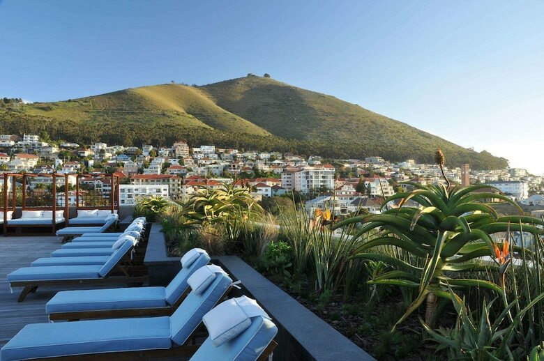 Hotel Cape Royale Luxury Suites