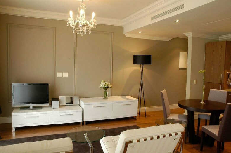 Hotel Cape Royale Luxury Suites