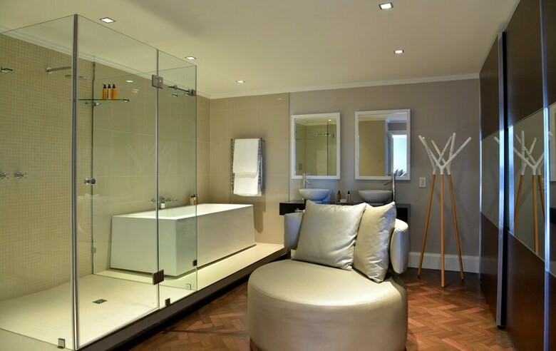 Hotel Cape Royale Luxury Suites