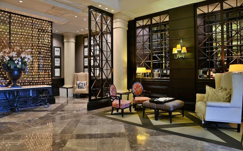 Hotel Cape Royale Luxury Suites