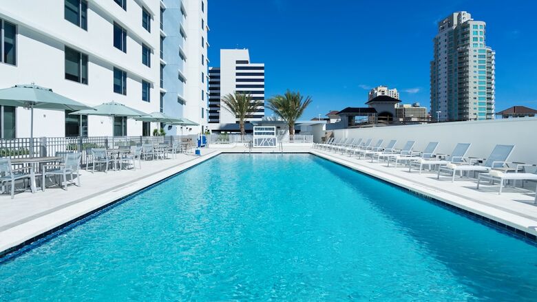 Hotel Hyatt Place St. Petersburg / Downtown