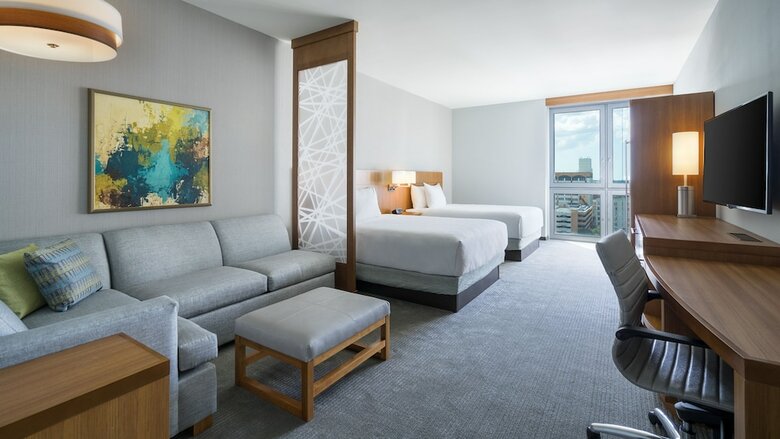 Hotel Hyatt Place St. Petersburg / Downtown