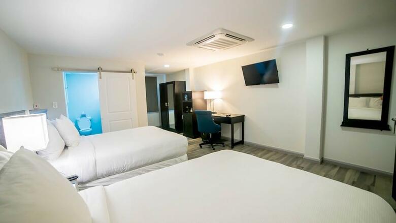 King's Hotel & Residences