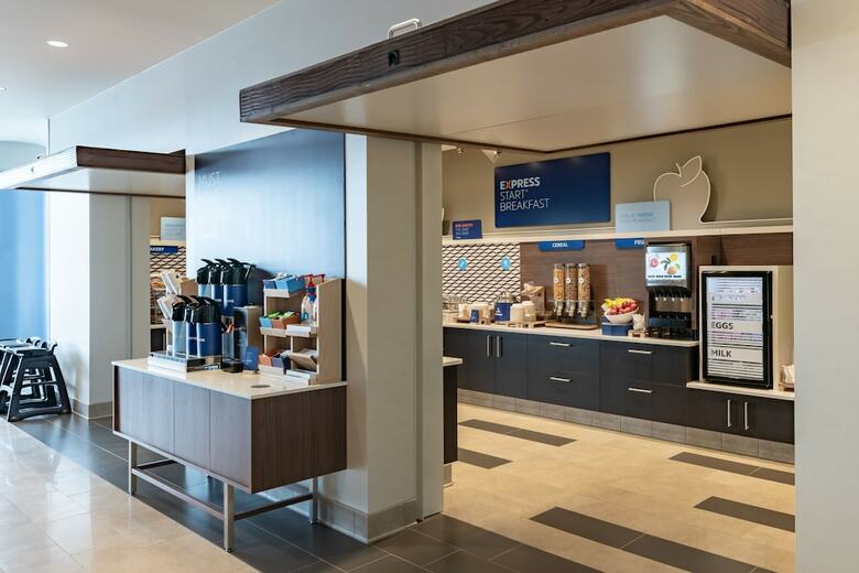 Hotel Holiday Inn Express & Suites Saskatoon East - University