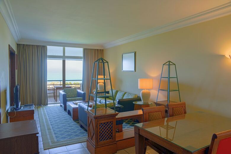 Portemilio Hotel And Resort