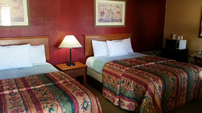 El Rancho Motel