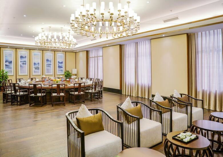 Qingshan Hotel Baotou?yingbin Building?