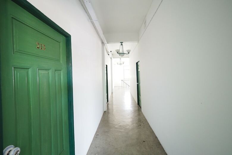 Hostal Siri Krabi - Hostel