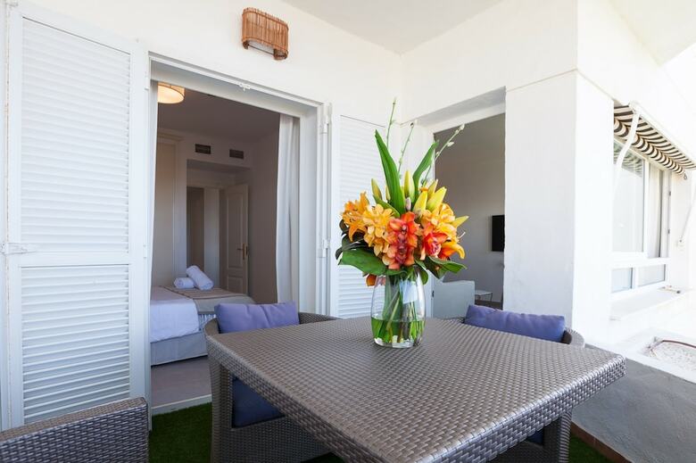 Apartamentos Puerto Banus Quiet Resort