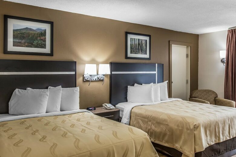 Hotel Quality Inn & Suites