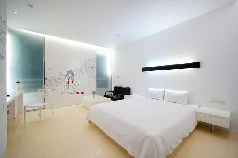 Hotel 85 Masstige