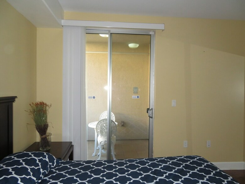 Apartamento 2 Bed / 2 Bath In Studio City