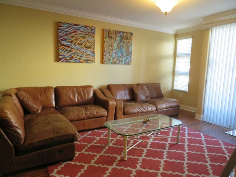 Apartamento 2 Bed / 2 Bath In Studio City