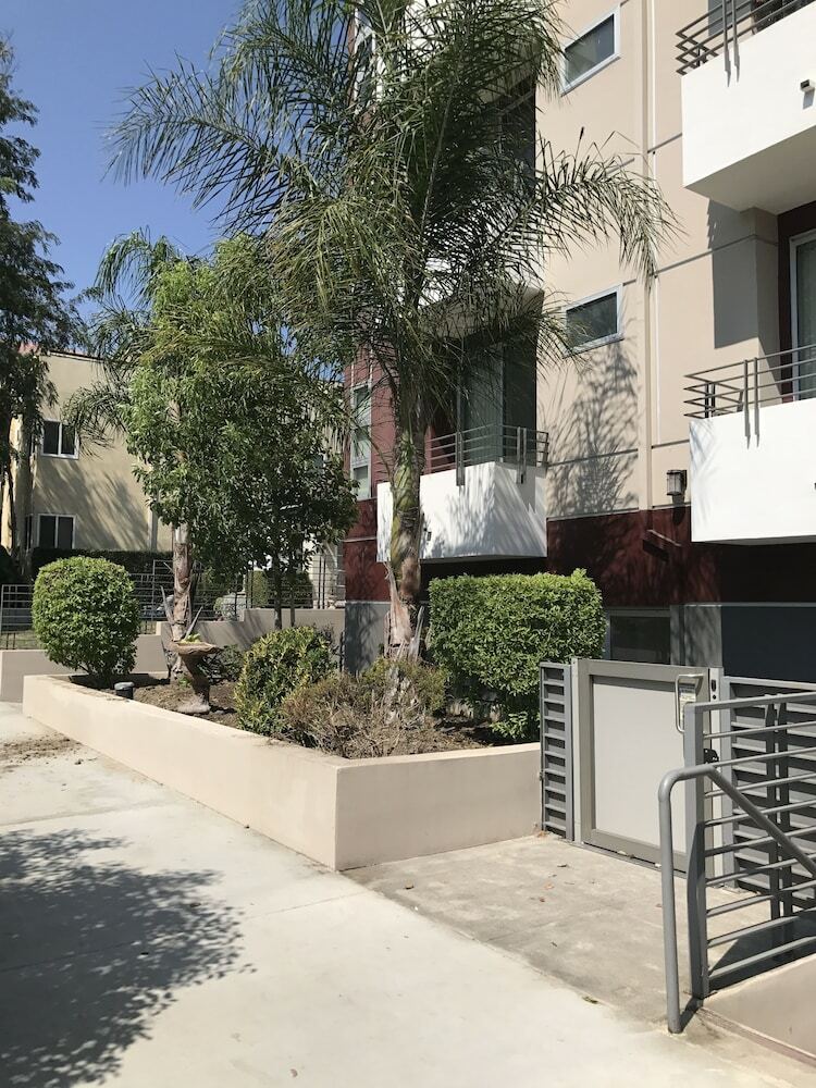 Apartamento 2 Bed / 2 Bath In Studio City