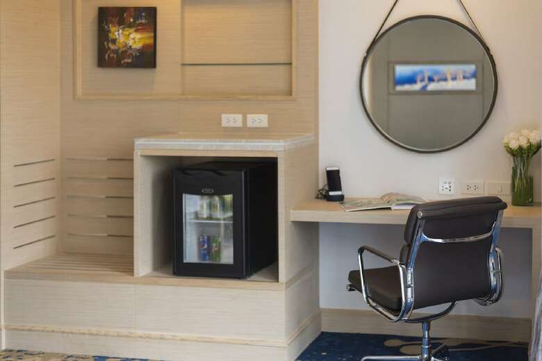 Hotel Solitaire Bangkok Sukhumvit 11