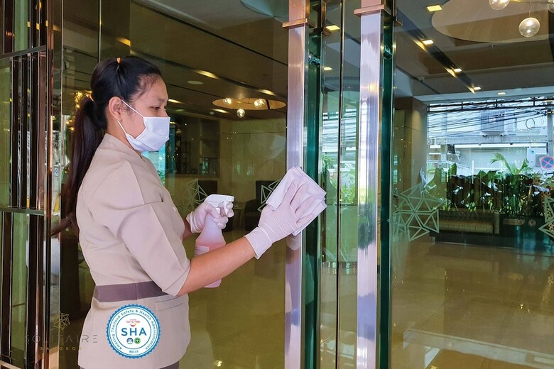 Hotel Solitaire Bangkok Sukhumvit 11