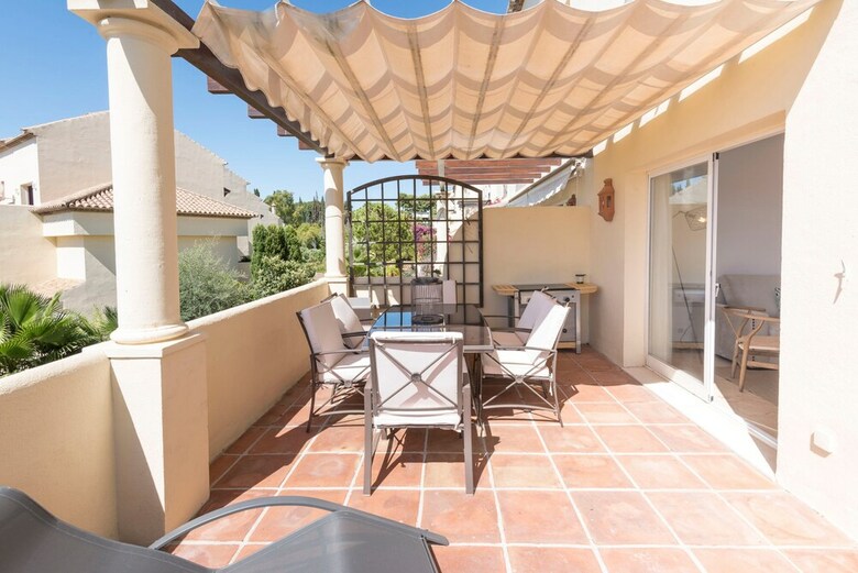 Apartamentos Nueva Andaluc�a Golf Getaway