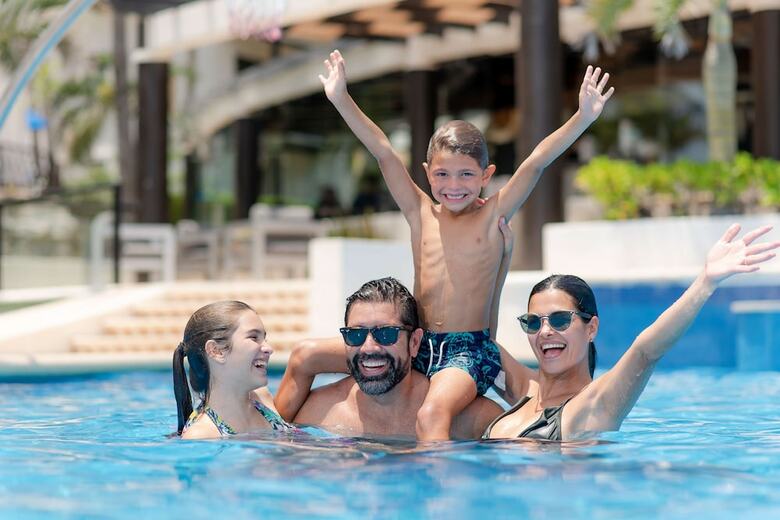 Hotel The Reef Playacar