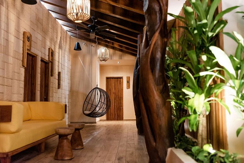 Hotel The Reef Playacar