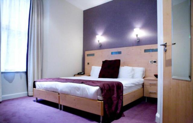 Artto Hotel(.)