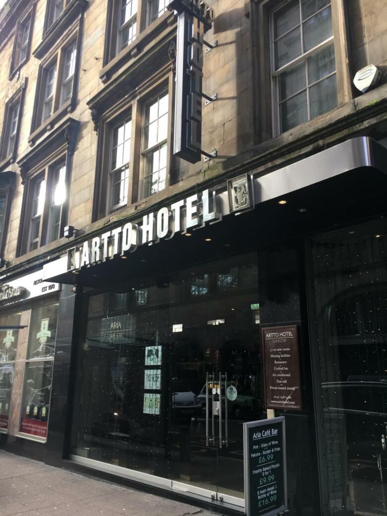 Artto Hotel(.)