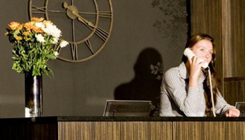 Artto Hotel(.)