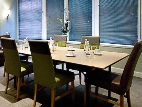 Artto Hotel(.)