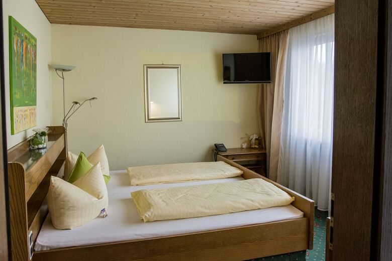 Hotel Avenue Altenfurt