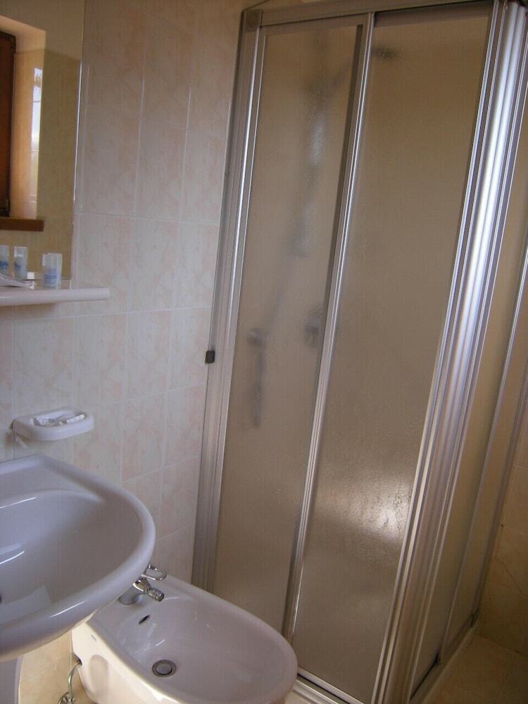 Hotel Albergo Pozzole