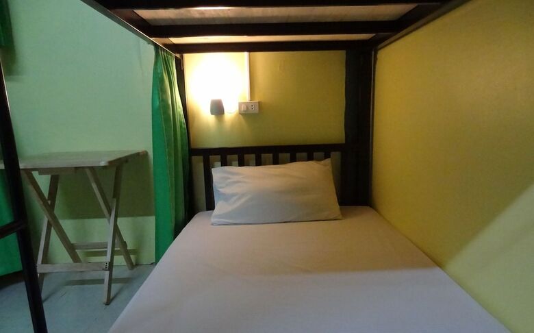 Hostal Hugs Guesthouse