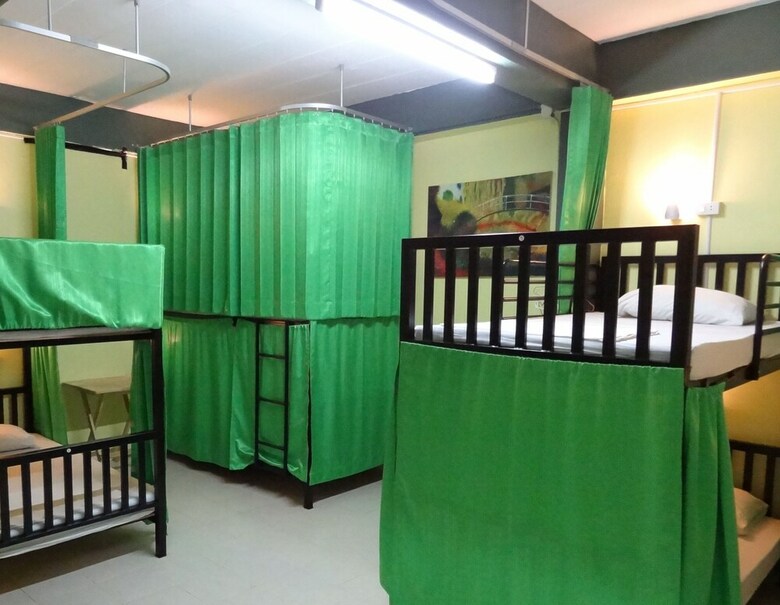 Hostal Hugs Guesthouse