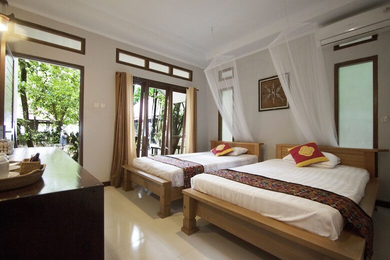 Hotel Waiwo Dive Resort