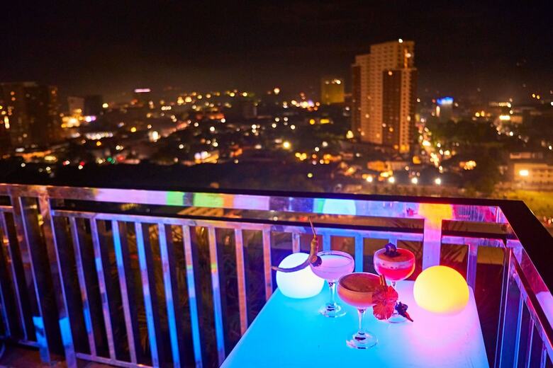 New Dawn Hotel Plus