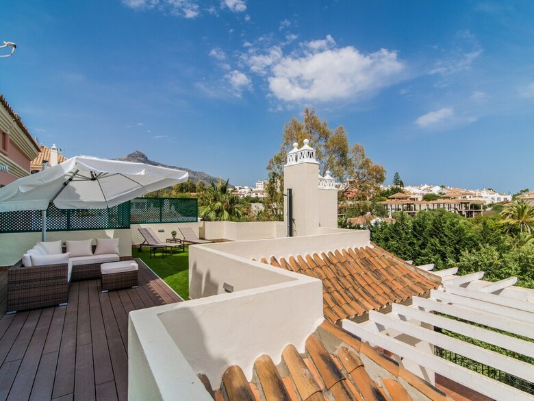Apartamentos River Garden Spacious Penthouse