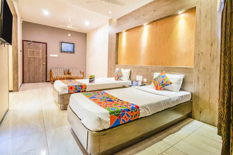 Fabhotel Thaai Railway Station
