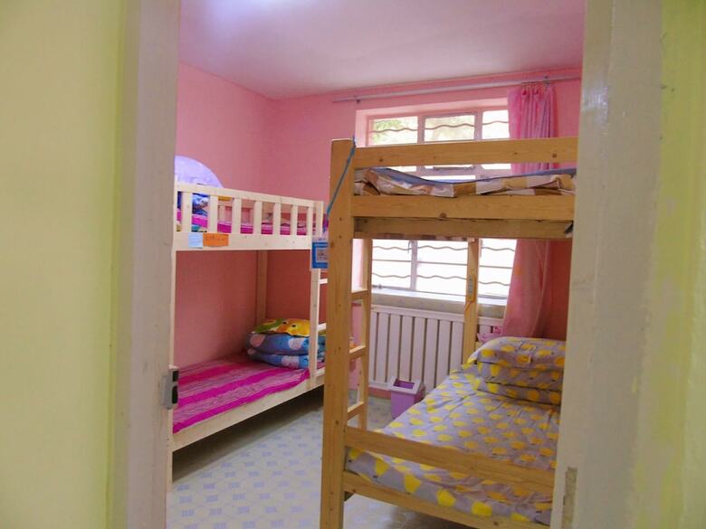 Hostal Sofitel Youth Apartment