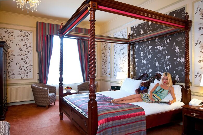 Milford Hall Classic Hotel