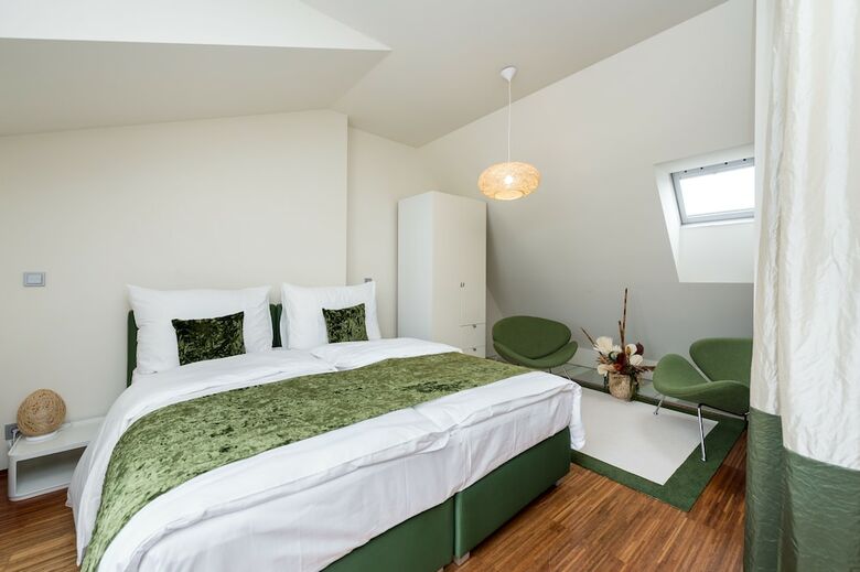 Empirent Boutique Apartments
