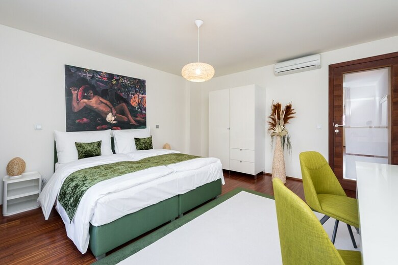 Empirent Boutique Apartments