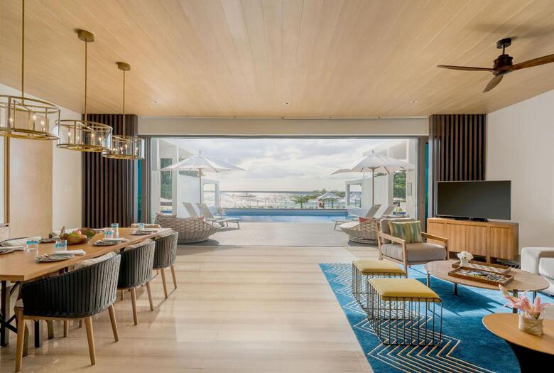 Hotel Crimson Resort & Spa Boracay