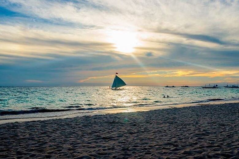Hotel Crimson Resort & Spa Boracay