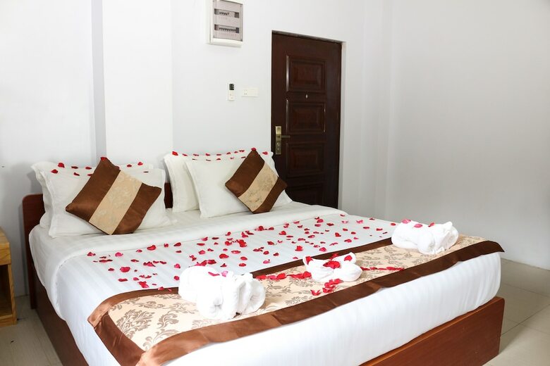 Landmark Hotel