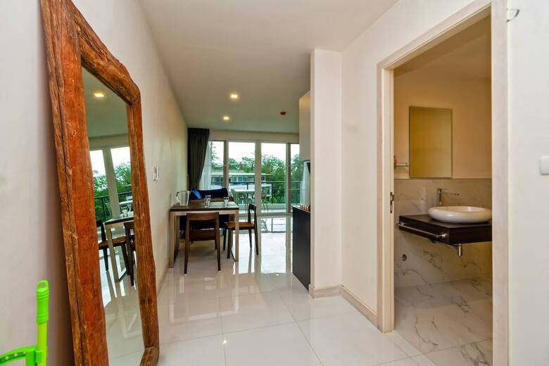 Aparthotel Karon Butterfly Residence