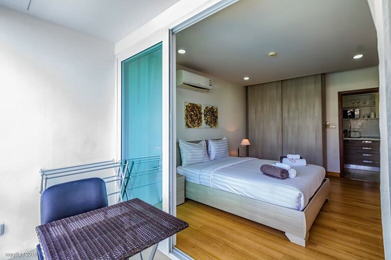 Aparthotel Karon Butterfly Residence
